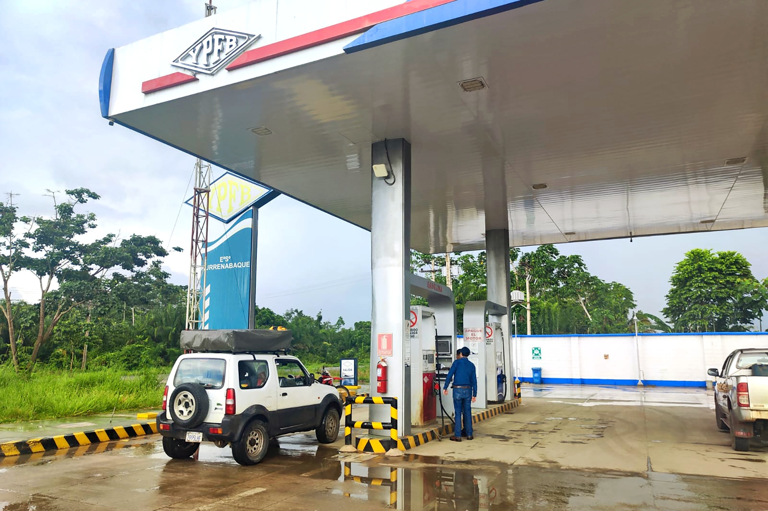 YPFB ejecuta limpieza en tanque de combustible del surtidor “Rurrenabaque”