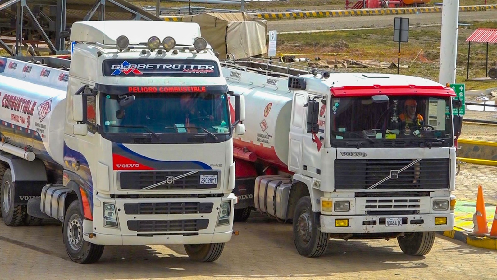 YPFB despacho 336.000 litros de gasolina para las provincias de La Paz