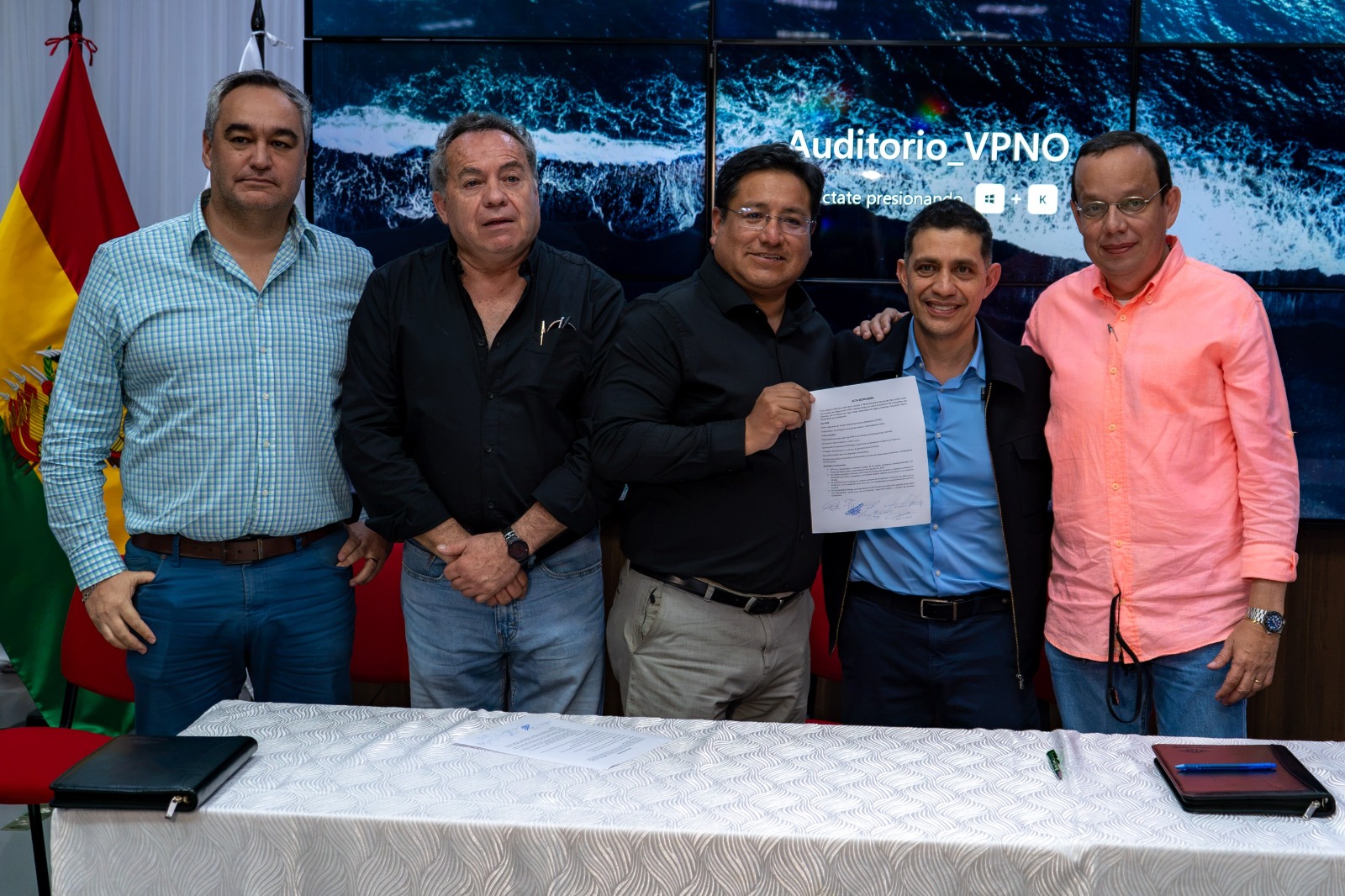 YPFB consolida acuerdo con el sector cisternero y garantiza continuidad operativa