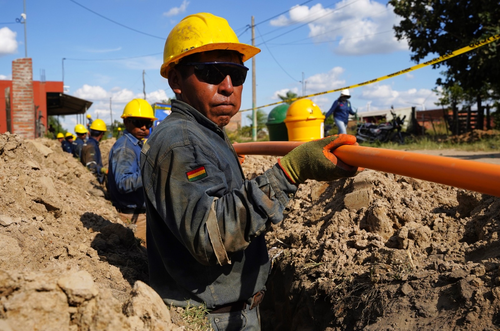 YPFB favorece con gas domiciliario a más de 1,4 millones de hogares bolivianos