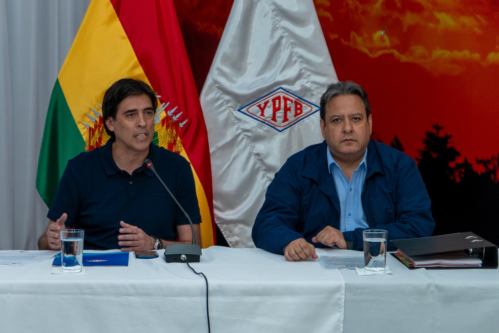Gobierno y YPFB focalizan la intervención en la comercialización para fortalecer el abastecimiento de carburantes